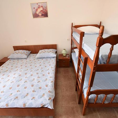 Apartments By The Sea Metajna, Pag - 6522 ซูโบวิชี ห้อง รูปภาพ