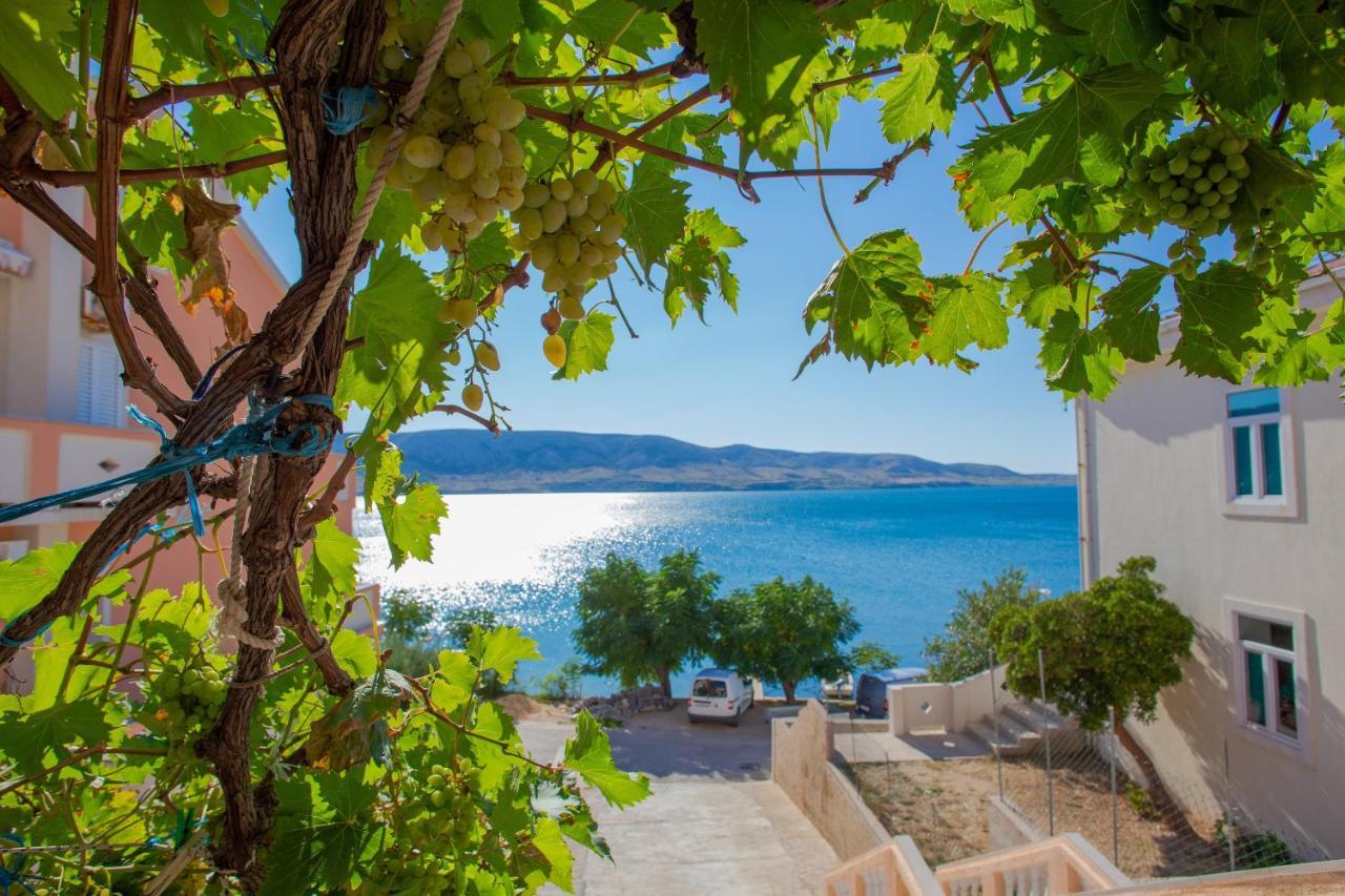 Apartments By The Sea Metajna, Pag - 6522 ซูโบวิชี ภายนอก รูปภาพ