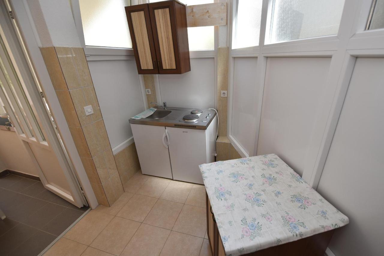 Apartments By The Sea Metajna, Pag - 6522 ซูโบวิชี ภายนอก รูปภาพ