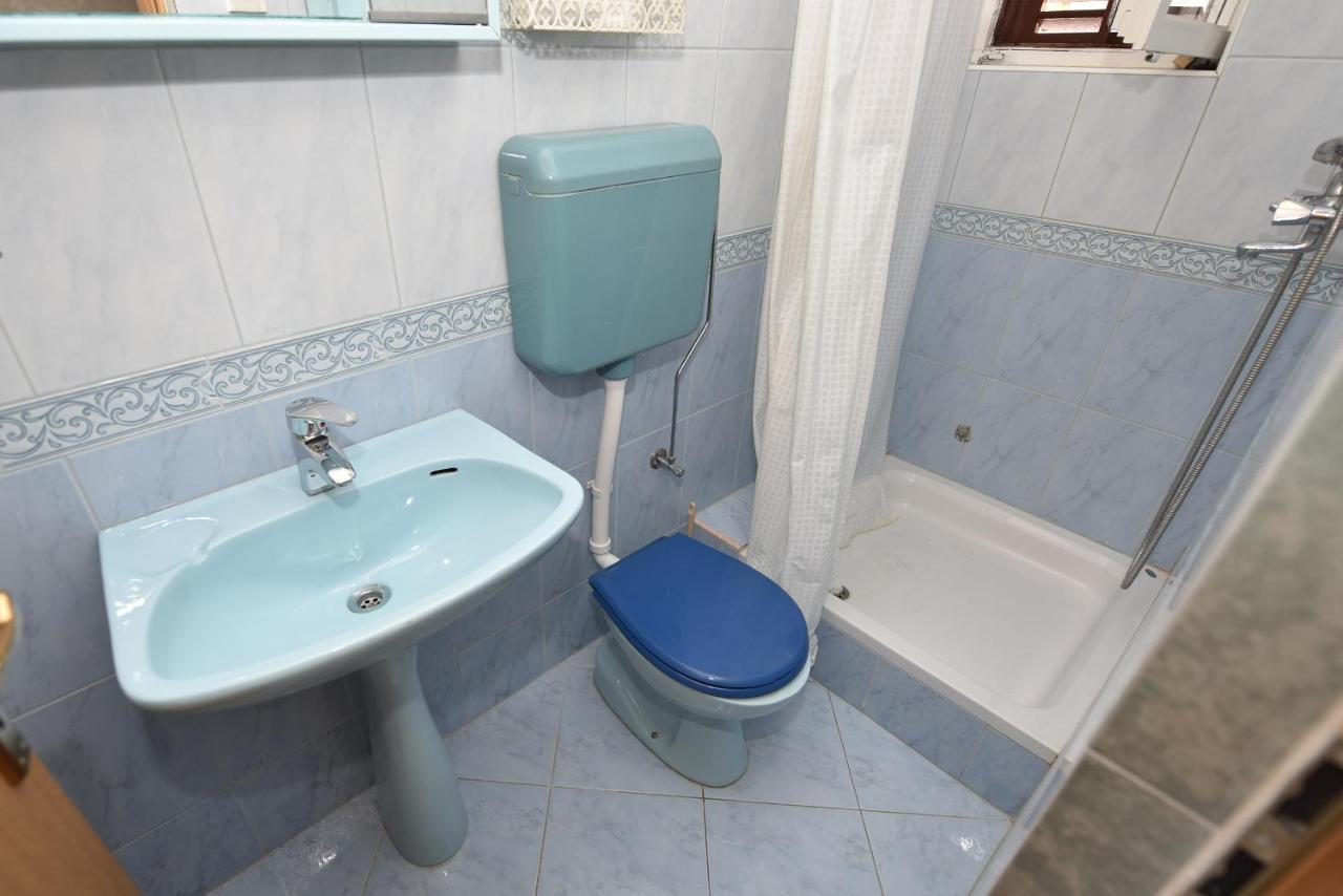 Apartments By The Sea Metajna, Pag - 6522 ซูโบวิชี ภายนอก รูปภาพ